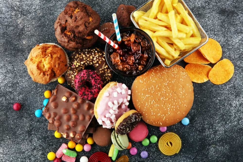 unhealthy food diet, acne, acne diet, acne prone diet, oily skin, acne treatment, acne scars treatment, acne breakout